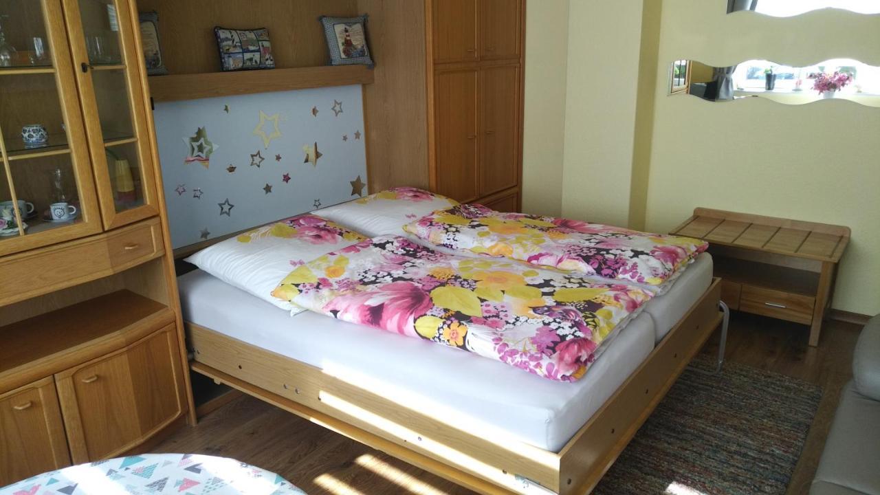 Haus Tertius - Strand- Und Hafennahe Ruhige Ferienwohnung Büsum Zewnętrze zdjęcie