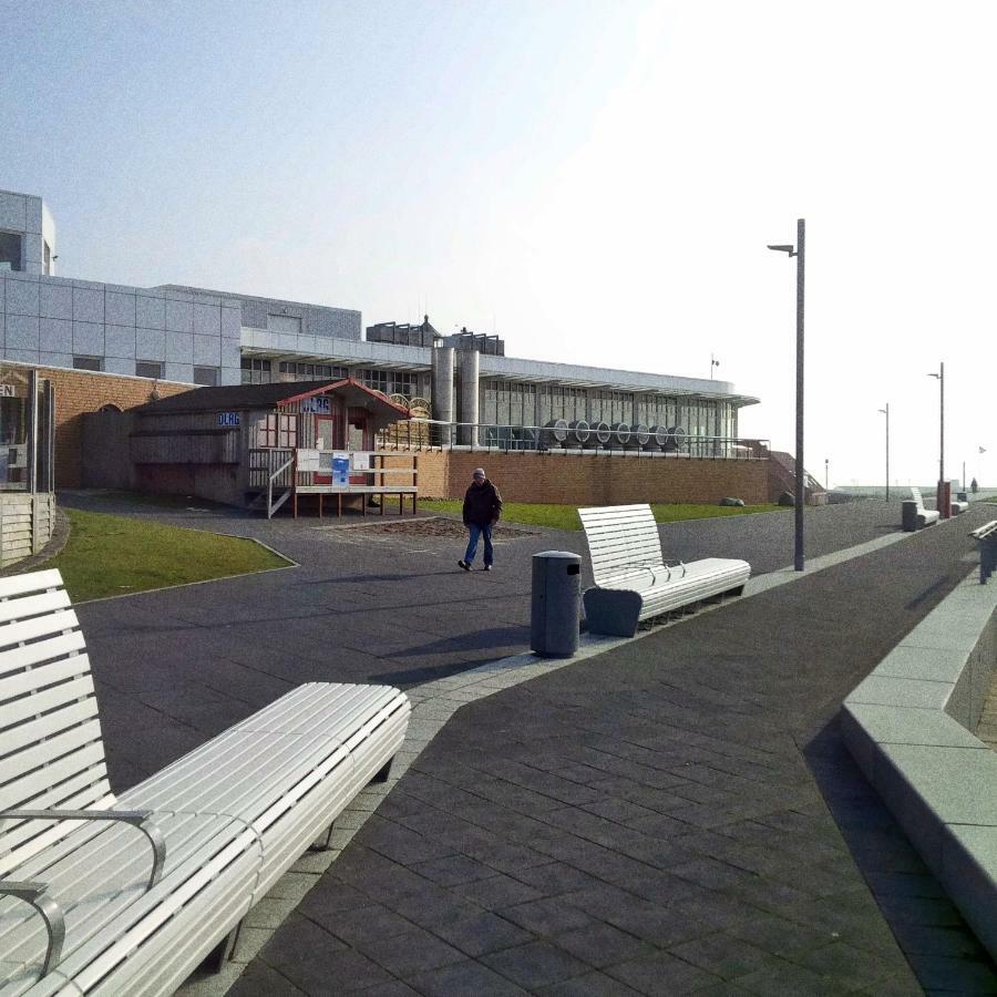 Haus Tertius - Strand- Und Hafennahe Ruhige Ferienwohnung Büsum Zewnętrze zdjęcie