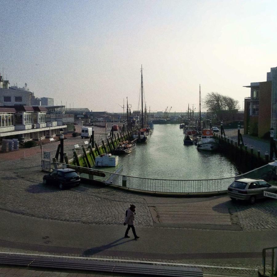 Haus Tertius - Strand- Und Hafennahe Ruhige Ferienwohnung Büsum Zewnętrze zdjęcie